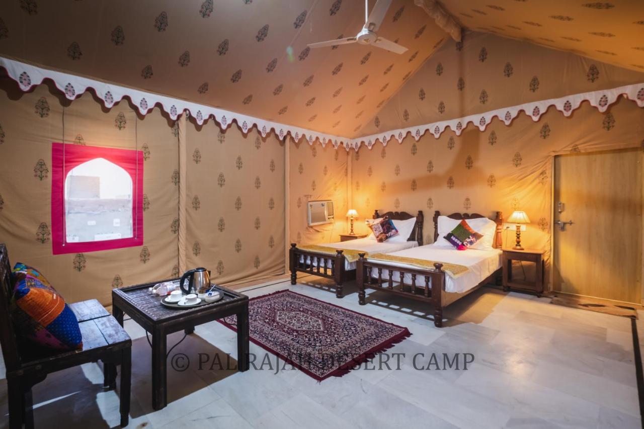 Pal Rajah Desert Camp Kuri Exterior photo