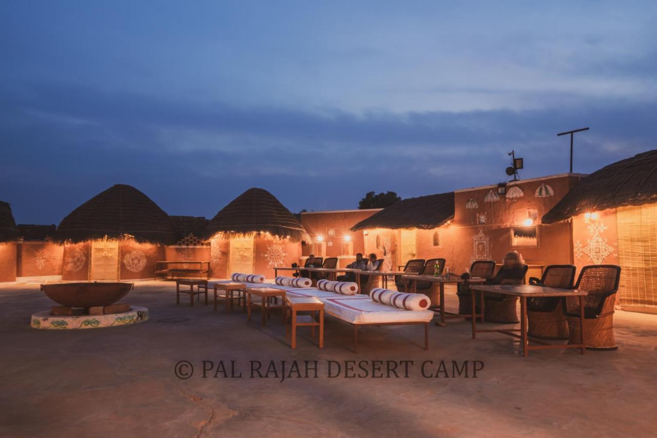 Pal Rajah Desert Camp Kuri Exterior photo