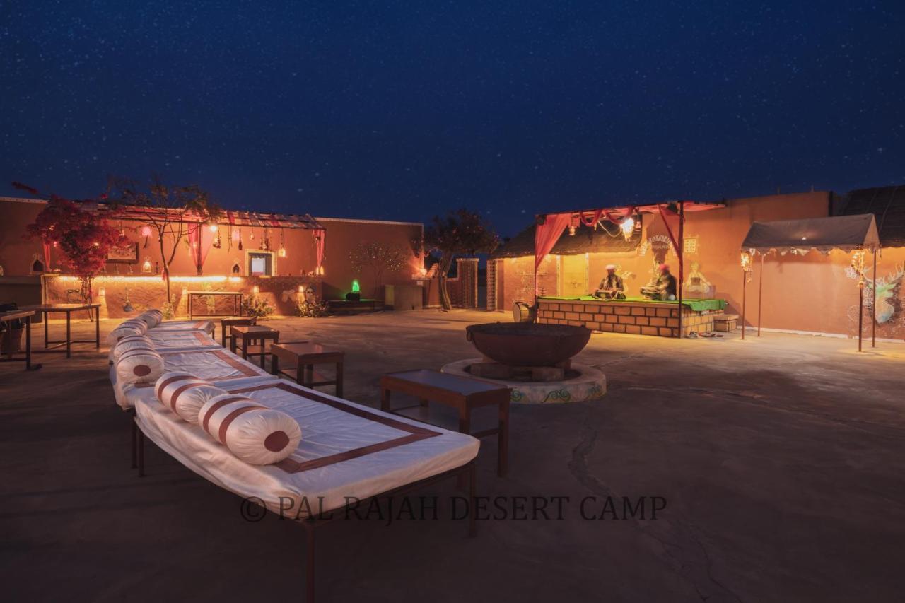 Pal Rajah Desert Camp Kuri Exterior photo