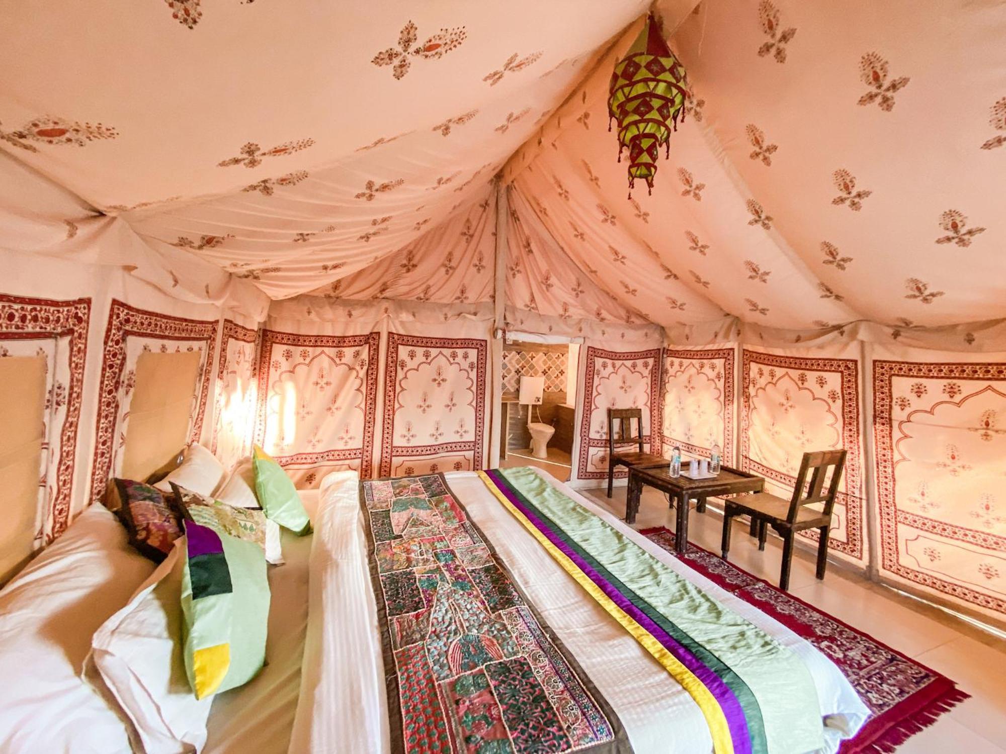 Pal Rajah Desert Camp Kuri Room photo
