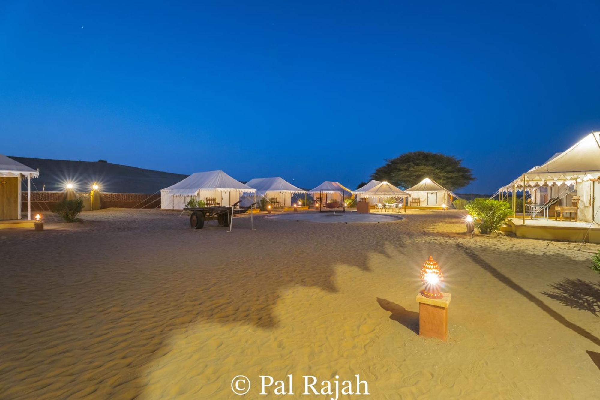 Pal Rajah Desert Camp Kuri Exterior photo